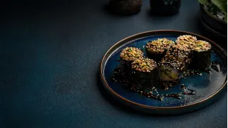 Макі