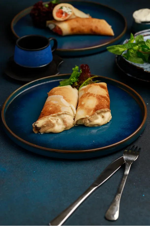 Млинець з куркою і грибами