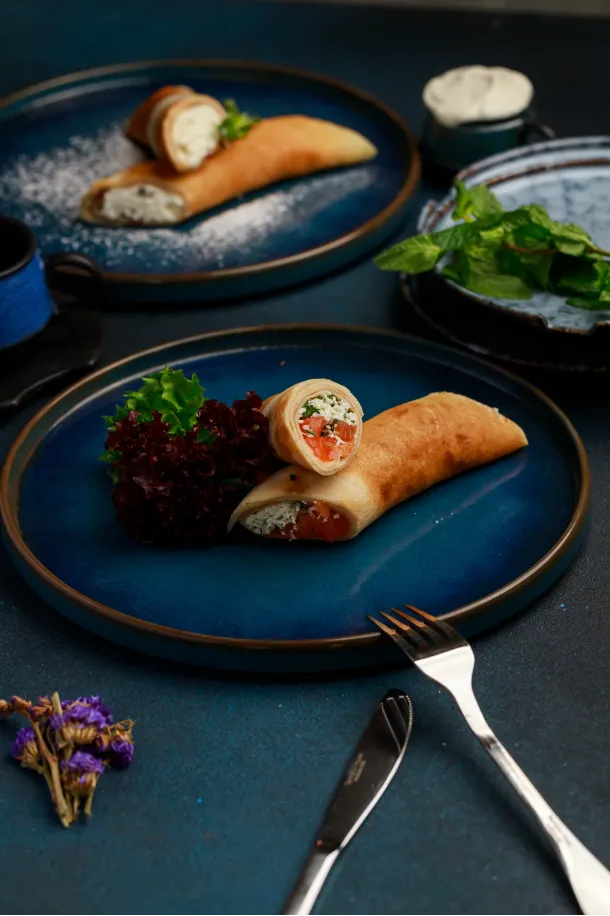 Млинець з лососем