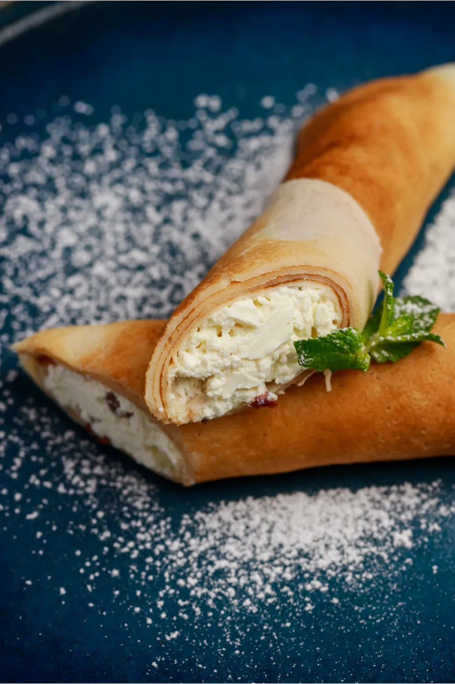 Млинець з сиром та родзинками